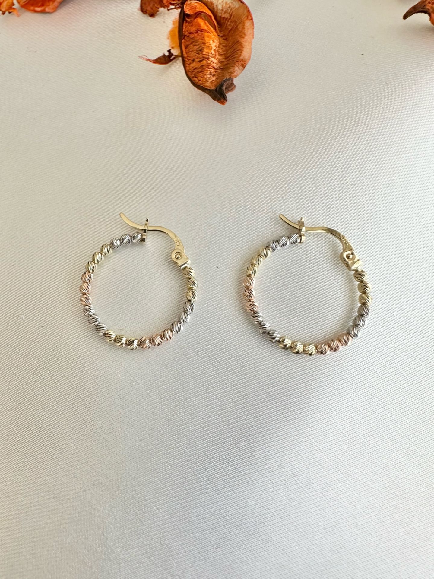 14 Kuyumculuk Üç Renk 2.5 cm Çap Dorikalı Halka Küpe