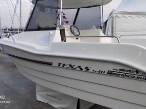 Darekco Texas 540 Pilothouse