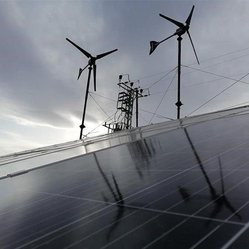 Rüzgar Türbini - Yenilenebilir Enerji Sistemi