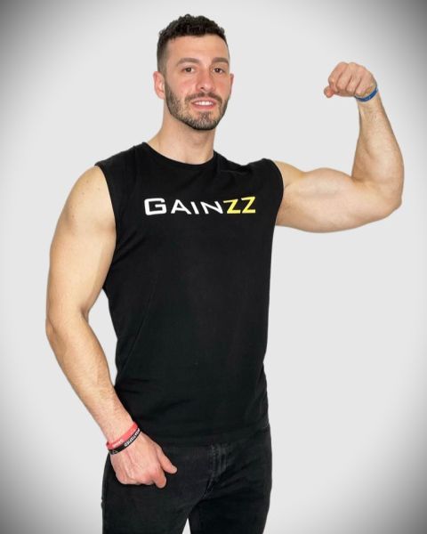 ''GAINZZ'' Sleeveless T_Shirt Black