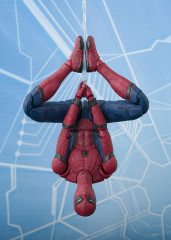 SH Figuarts Spider-Man Far From Home: Classic Suit Aksiyon Figür