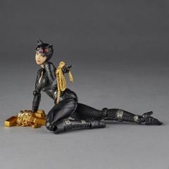 Amazing Yamaguchi Revoltech Series: Catwoman (Arkham Knight Ver.) Aksiyon Figür