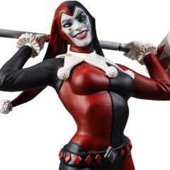 DC Direct Stjepan Sejic Statue Series: Harley Quinn Red, White & Black Heykel Figür