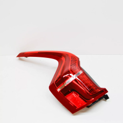 Volvo XC90 Stop Lambası Sol 2016 Sonrası 31655915