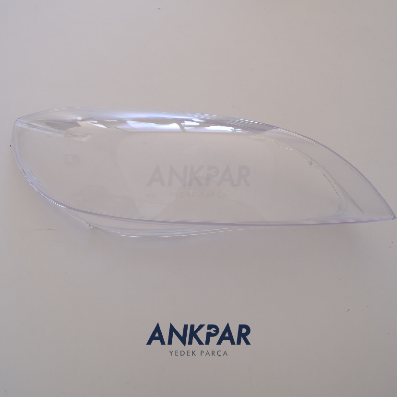 Volvo V40 Sağ Far Camı 2013 - 2017
