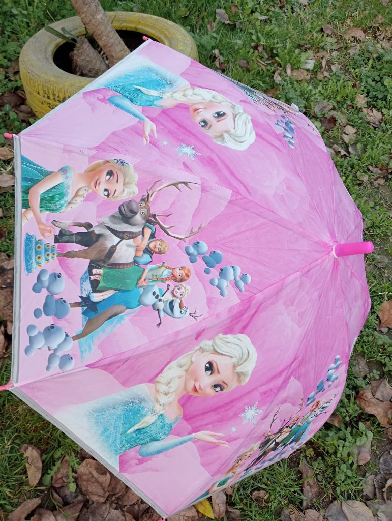 DZC KUZENLER AVM PEMBE FROZEN KARLAR ÜLKESİ KIZ KARAKTERLİ DÜDÜKLÜ ÇOCUK ŞEMSİYE