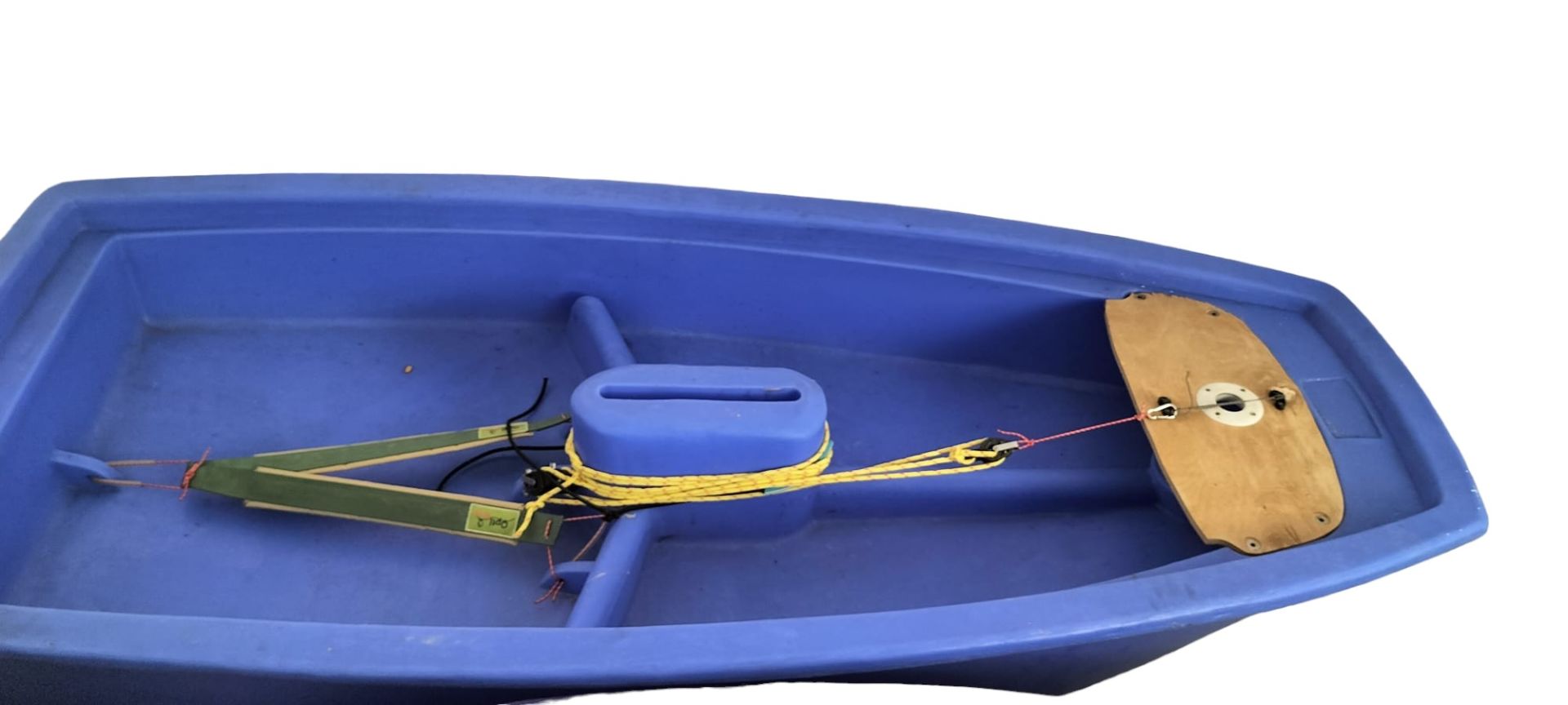 Optimist Plastik Tekne