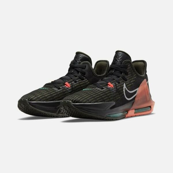 Nike LeBron Witness 6 Basketbol Ayakkabısı