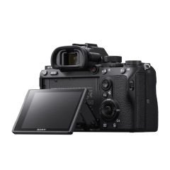 Sony A7 III Aynasız Fotoğraf Makinesi (Body) - Teşhir Ürünü - Distribütör Garantili