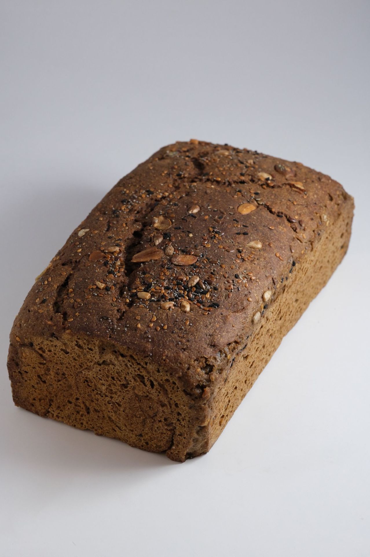 Artizan Ekmeği 6 Tahıllı Ekmek (Ekşi Mayalı)