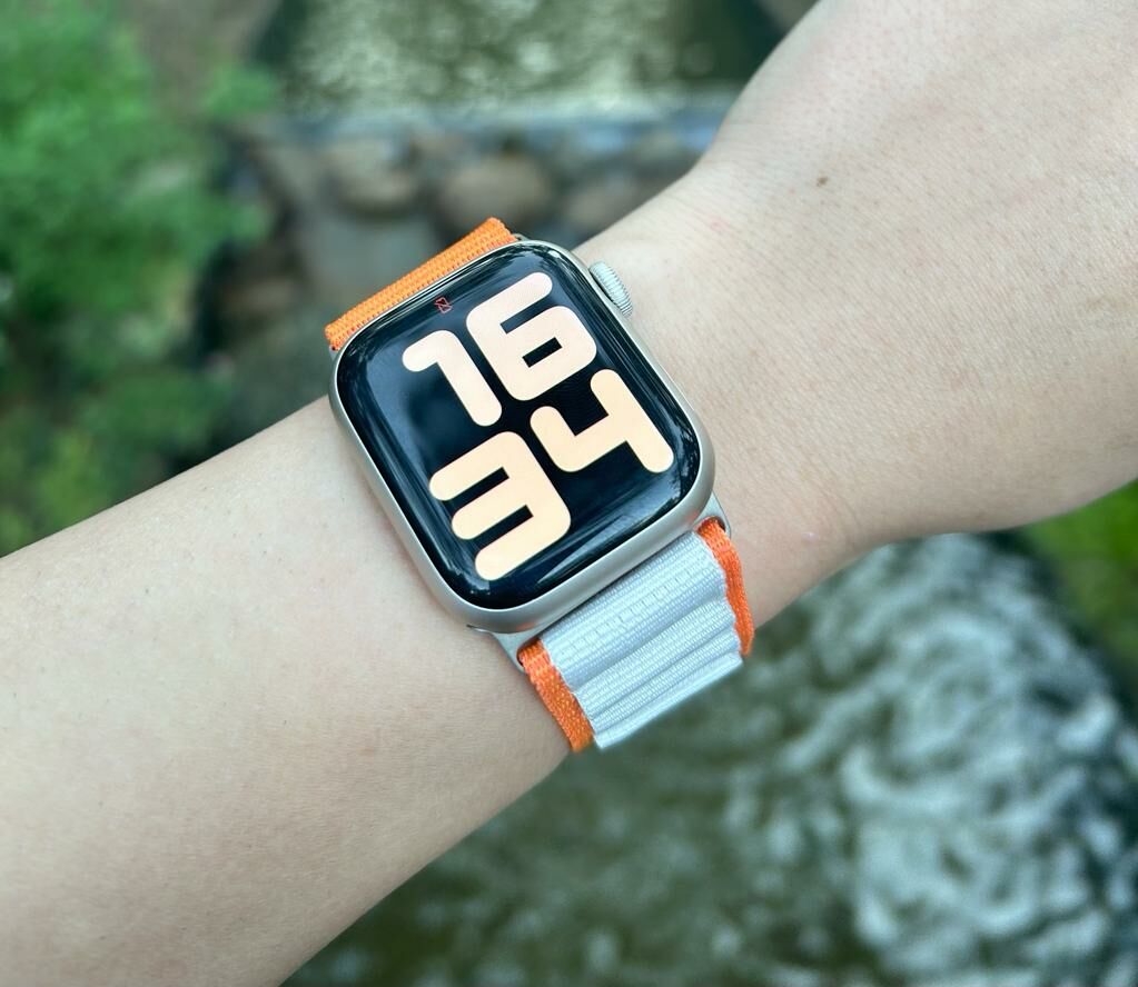 Apple Watch Alpine Loop Kordon - Turuncu/Yıldız Işığı