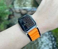 Apple Watch Alpine Loop Kordon - Siyah/Turuncu