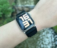 Apple Watch Alpine Loop Kordon - Siyah