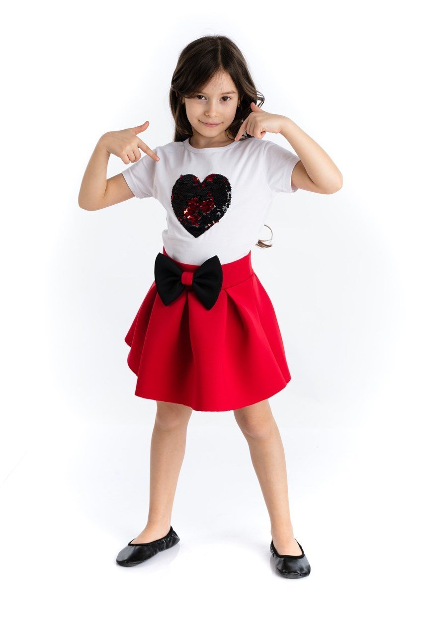 Kız Çocuk Beyaz Kalpli Tişört Kırmızı Dans Etek - 23 Nisan Kıyafetleri