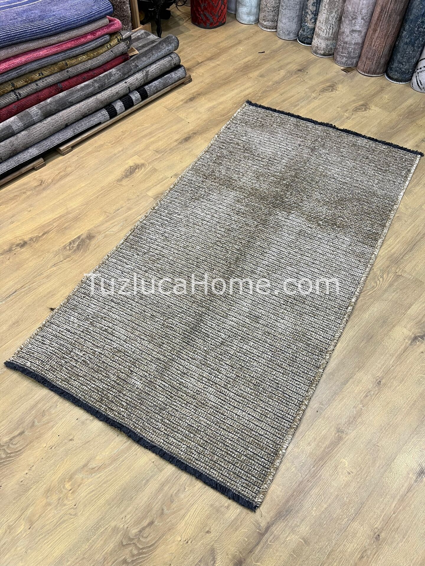 Zenith Çamaşır Makinasında Yıkanabilir Özel Ölçülü Şönil Dokuma Kaymaz Taban Kilim Bej