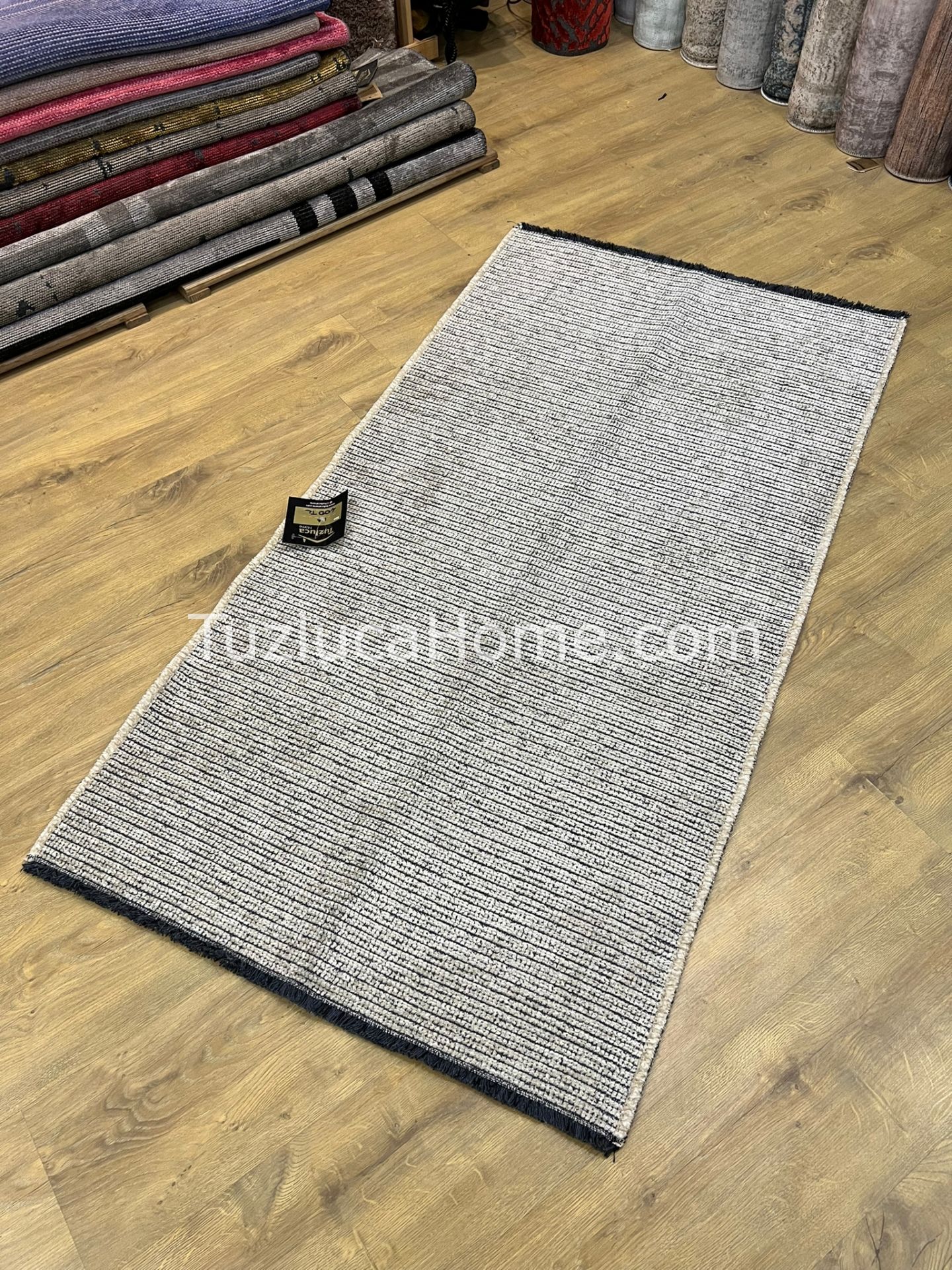 Zenith Çamaşır Makinasında Yıkanabilir Özel Ölçülü Şönil Dokuma Kaymaz Taban Kilim Krem
