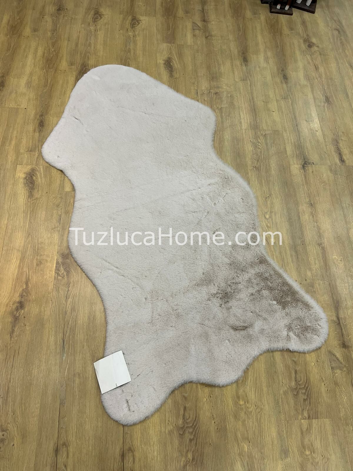 Bulut Tavşan Post, Peluş Halı Bej