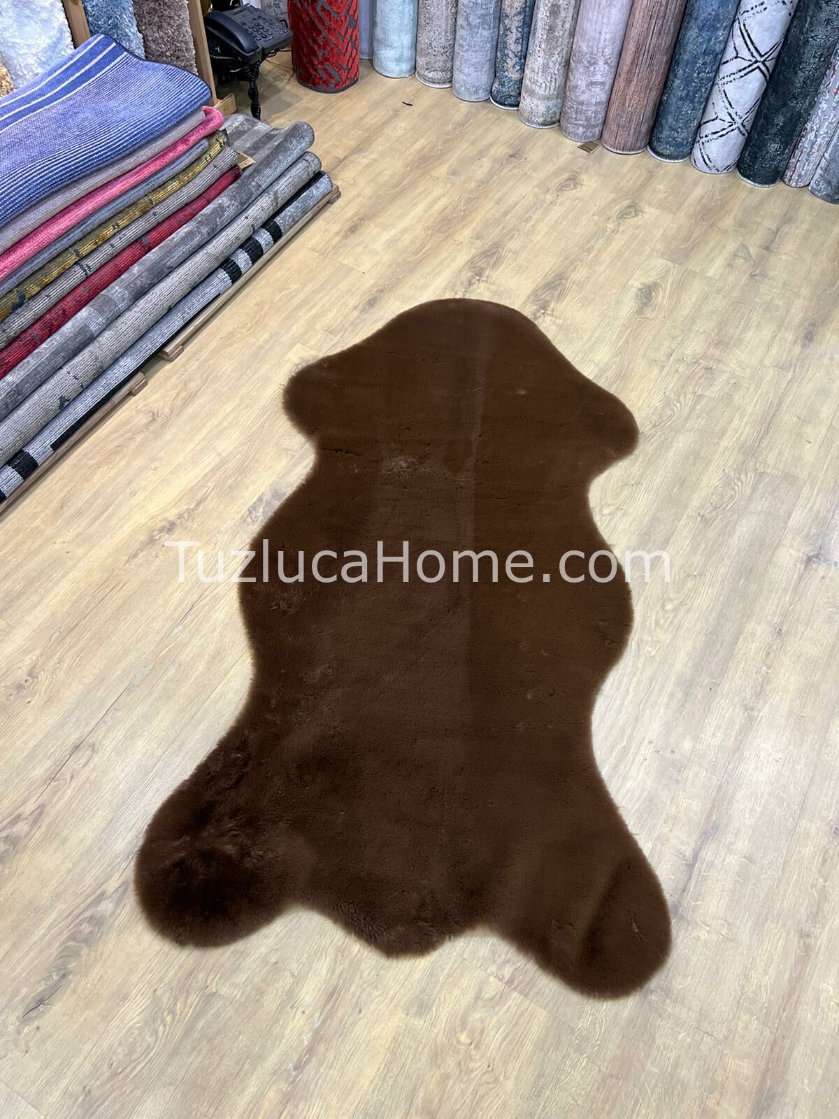 Bulut Tavşan Post, Peluş Halı Kahve