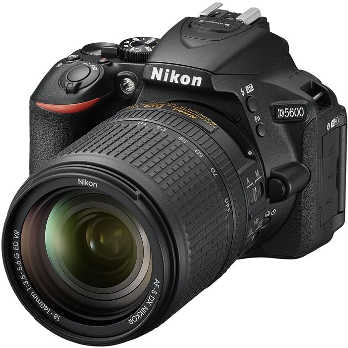 Nikon D5600 18-140mm VR Lens Kit