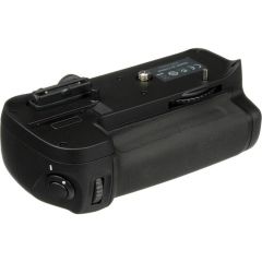 Nikon MB-D11 Multi Power Battery Pack Battery Grip (D7000)
