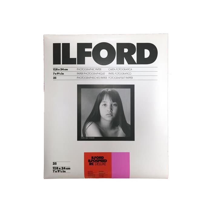 Ilford 18x24cm No3 Parlak Siyah Beyaz Fotoğraf Kağıdı (25'lik Paket)
