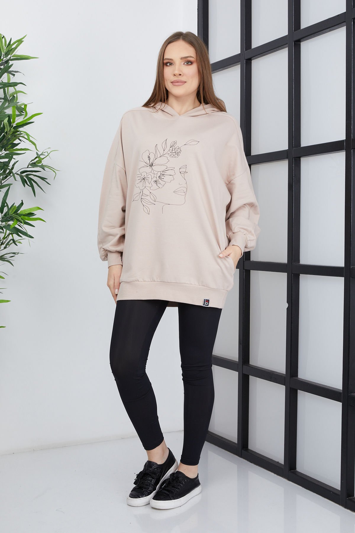 Kadın Line Art Baskılı Oversize Sweatshirt Oversize - Somon