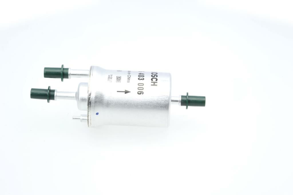 Bosch YAKIT FILTRESI (BENZIN) / (4 BAR) BORA CADDY III EOS GOLF V / VI / PLUS JETTA III / IV POLO TOURAN A