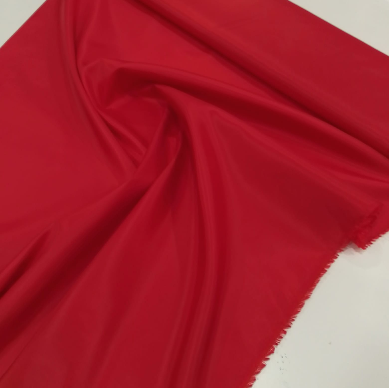 Kırmızı Polyester Astar