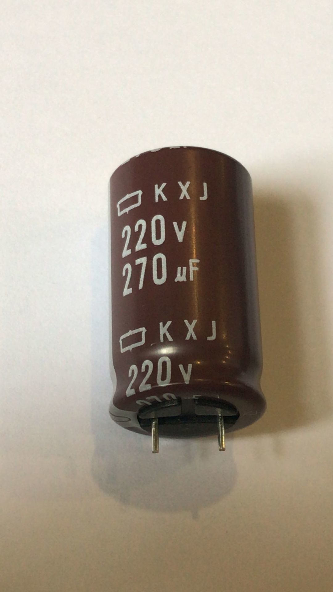 270UF 220V 105C 18X31.5 ALÜMİNYUM SNAP KONDANSATÖR