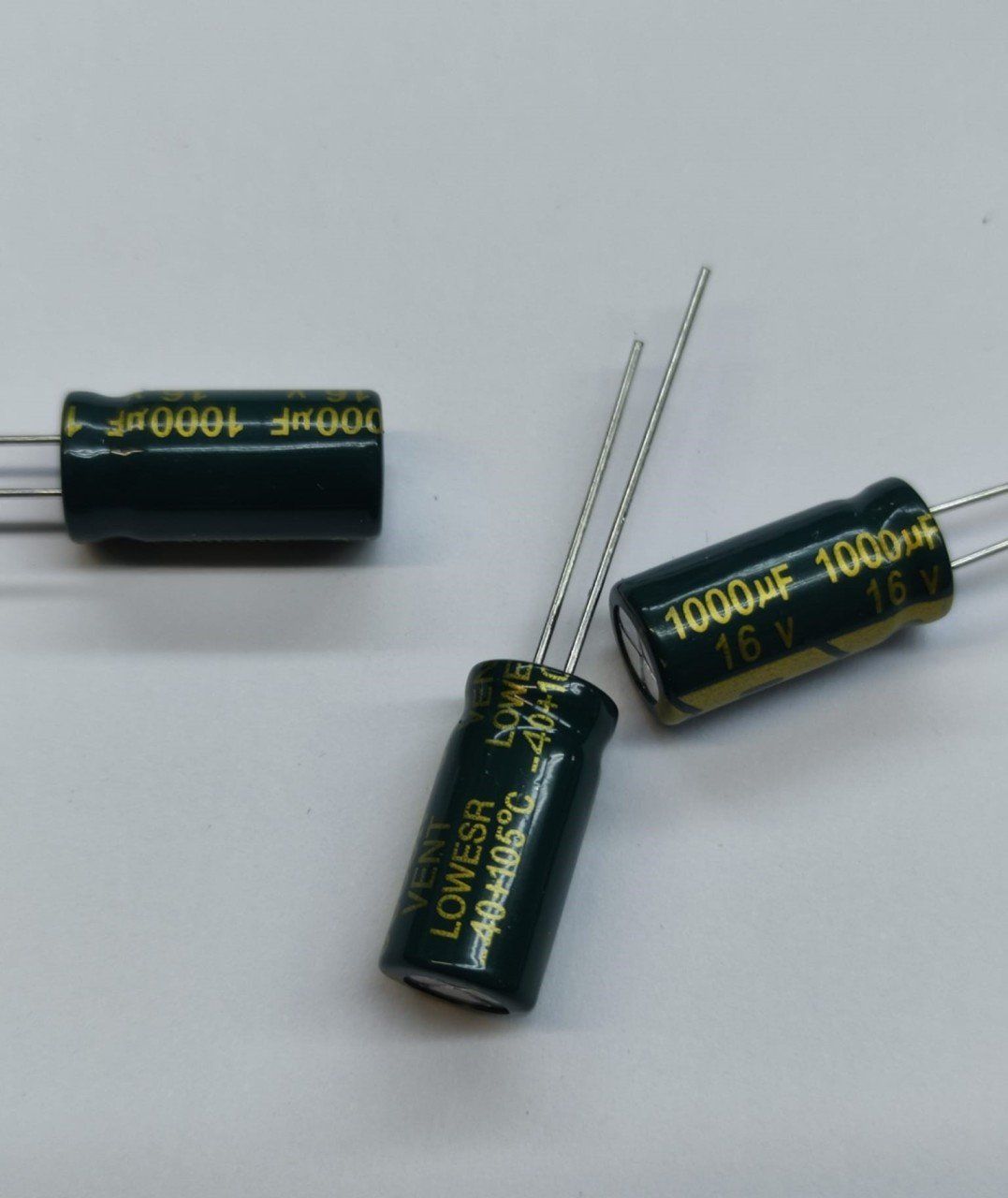 1000UF 16V 105C 8X16 ELEKTROLİTİK ALÜMİNYUM KONDANSATÖR
