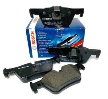 BMW 1 F20 116d ED 1.5 2015-2019 Bosch Arka Balata 25307