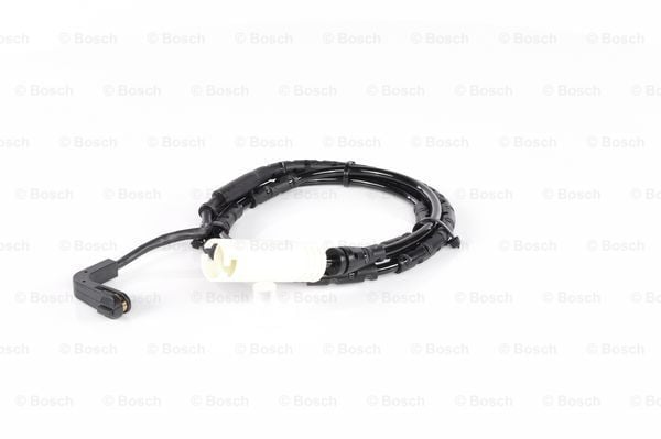BMW 1 E87 120d 2.0 2004-2011 Bosch Arka Balata Fişi 1095mm