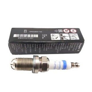 BMW X3 E83 2.5i 2004-2006 Bosch 4 Tırnak Buji 6 Adet
