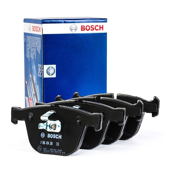 BMW 7 F01 740 xD 3.0 2010-2015 Bosch Arka Balata WVA23884