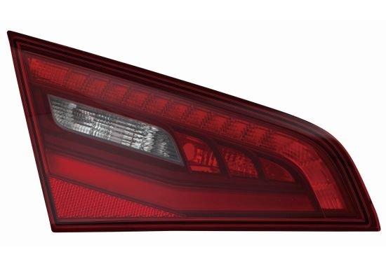 Audi A3 2012-2016 Arası S3 quattro Depo Marka İç Sağ Stop Lambası