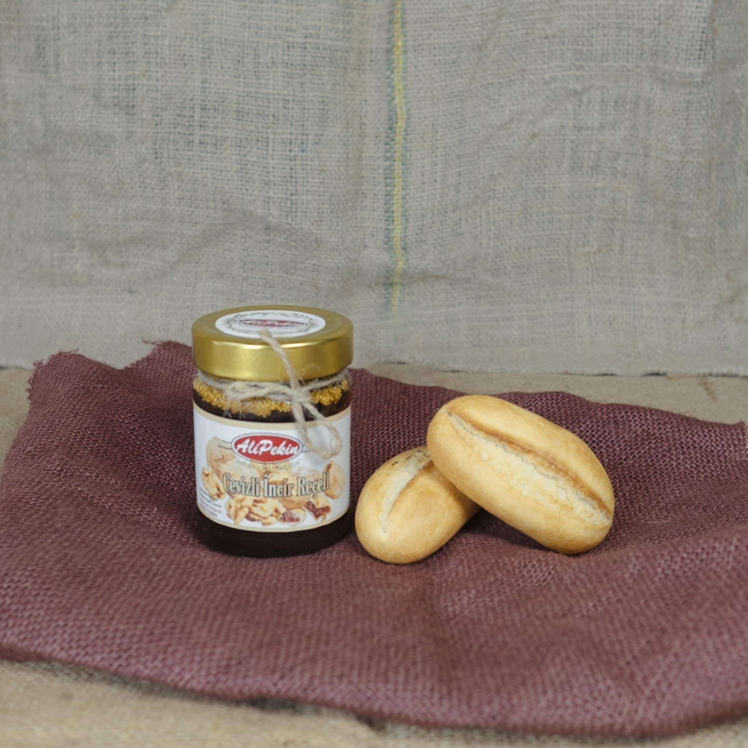 CEVİZLİ İNCİR REÇELİ 400 GR (B)