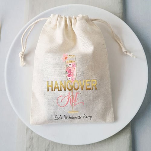 Çiçekli Şampanya İsme Özel Hangover Kit Kesesi