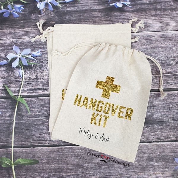 Simli Altın Kişiye Özel Baskılı Hangover Kit Bez Kese 15x20