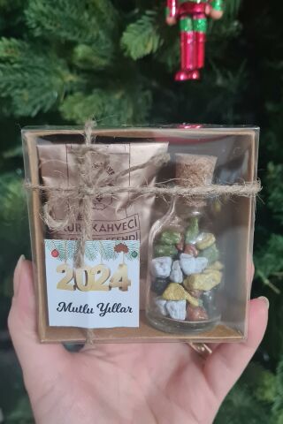 Yılbaşı Hediyesi Türk Kahveli Çikolatalı Hediye Kutusu 5 Adet Set Yeni Yıl Hediyesi