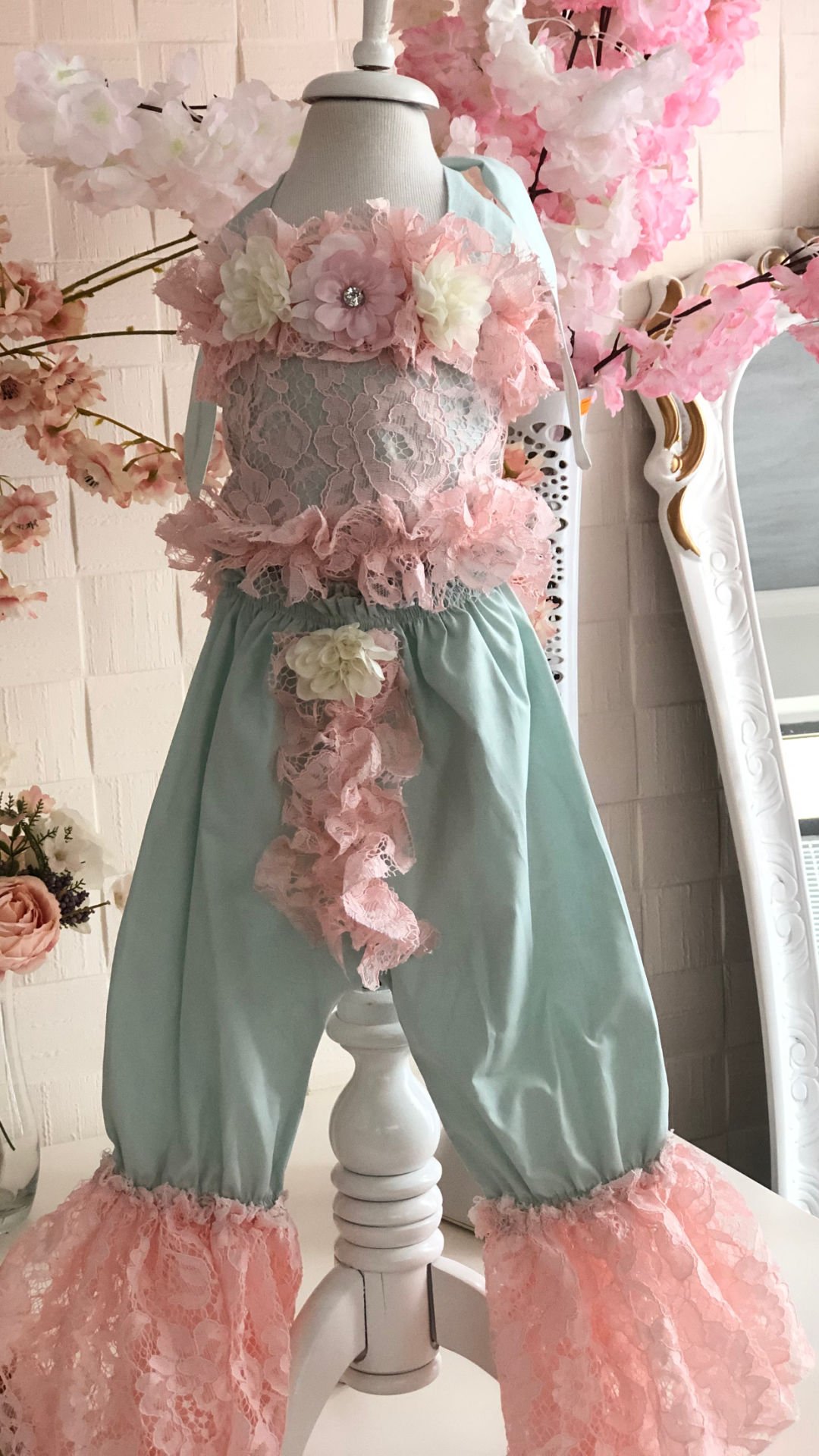 Pink Lace And Coton Fabric strapless and pants