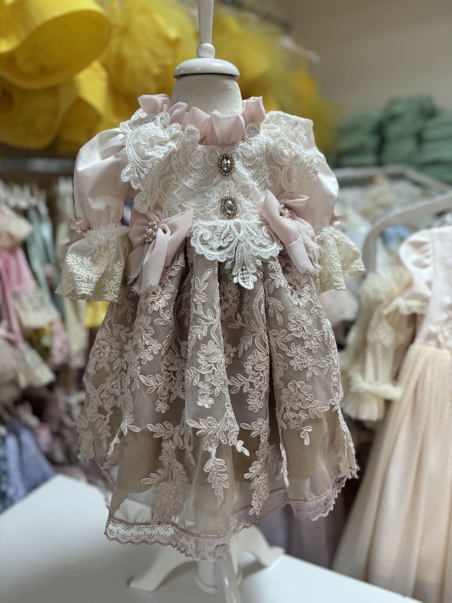 Elizabeth Vintage Dress And Bonnet
