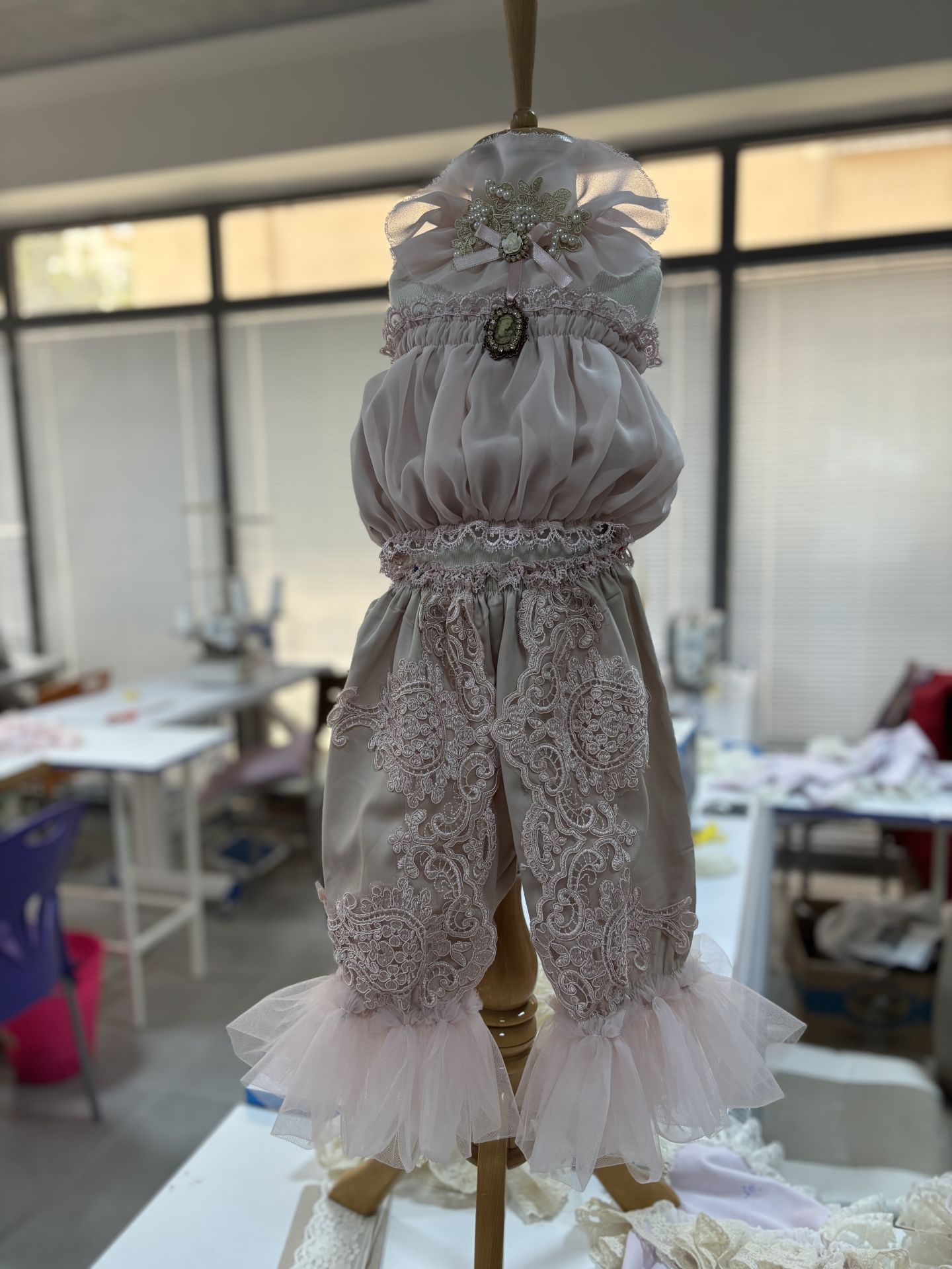 Isabella Vintage Pants Blouse And Hairband