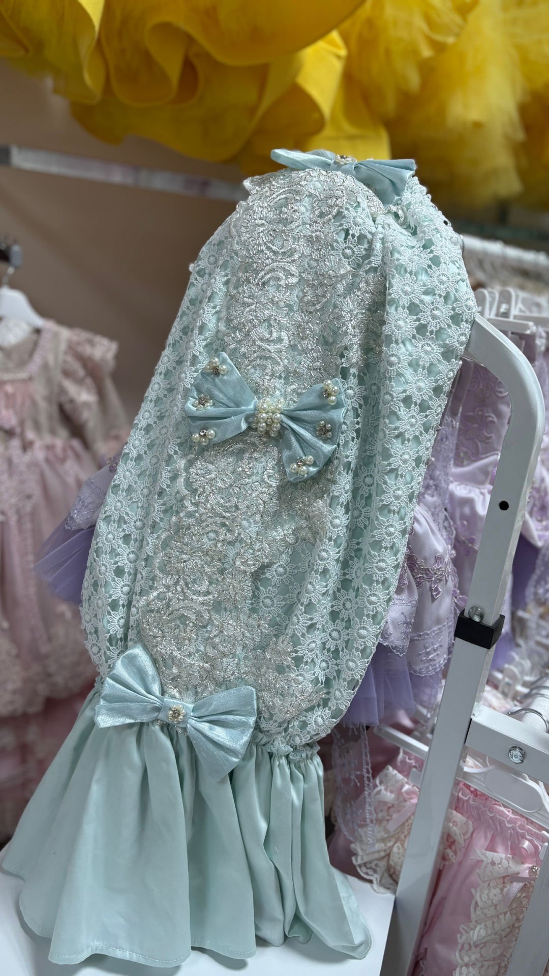 Mint Blue Cocoon