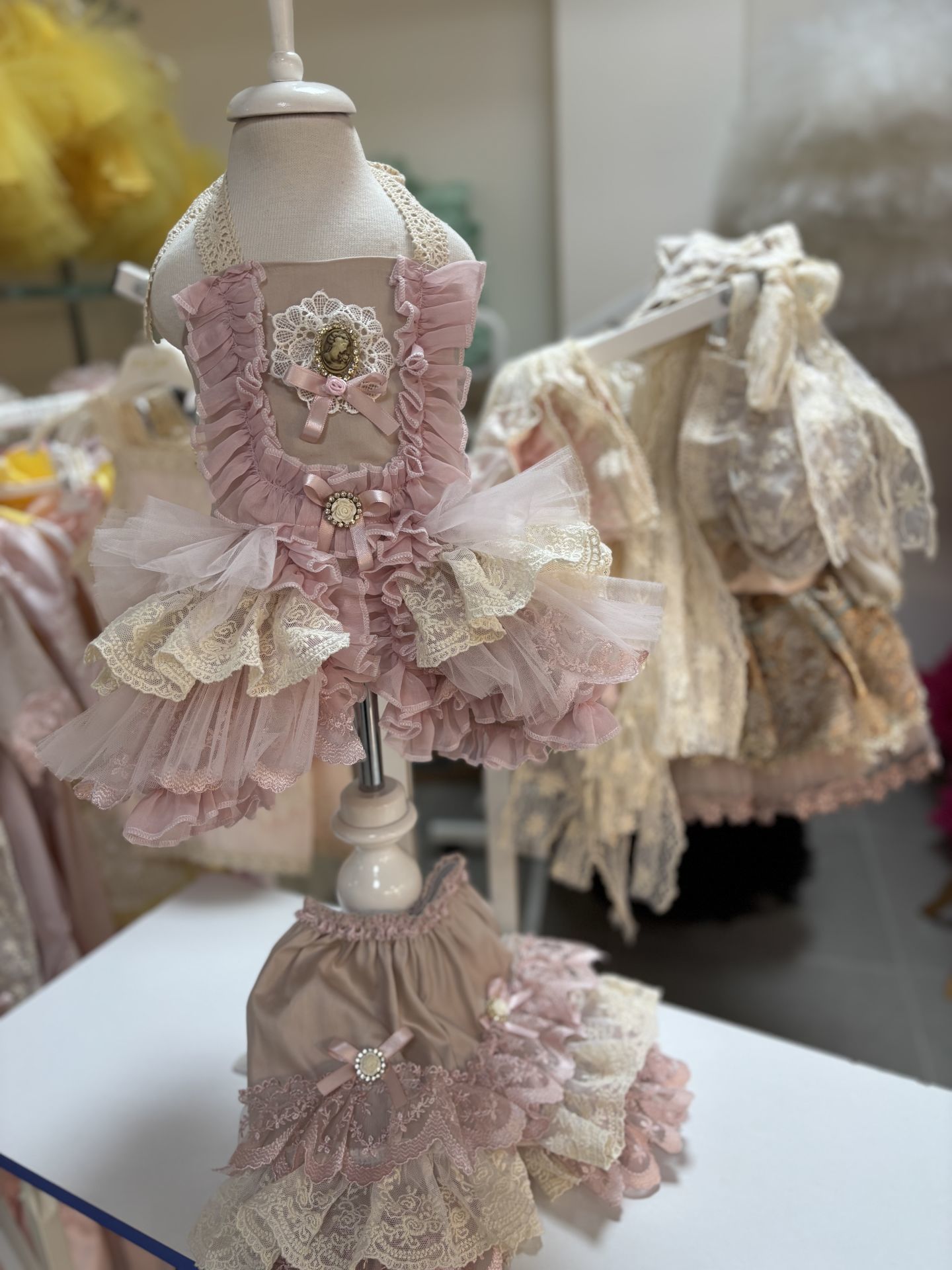 Elizabeth Victorian blouse and shorts