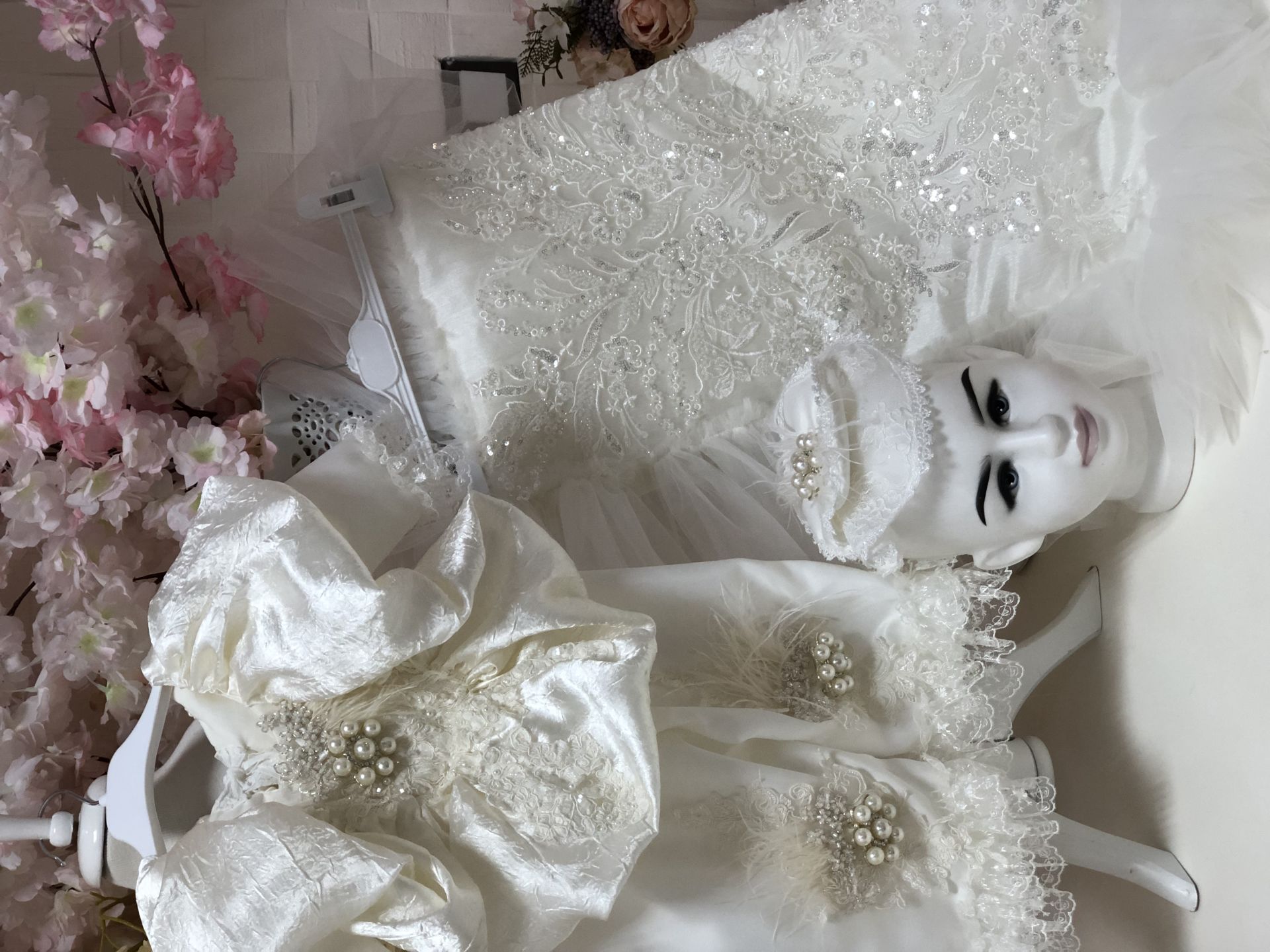 Baby cream Satin Blankent Bonnet And Jumpsuit Set