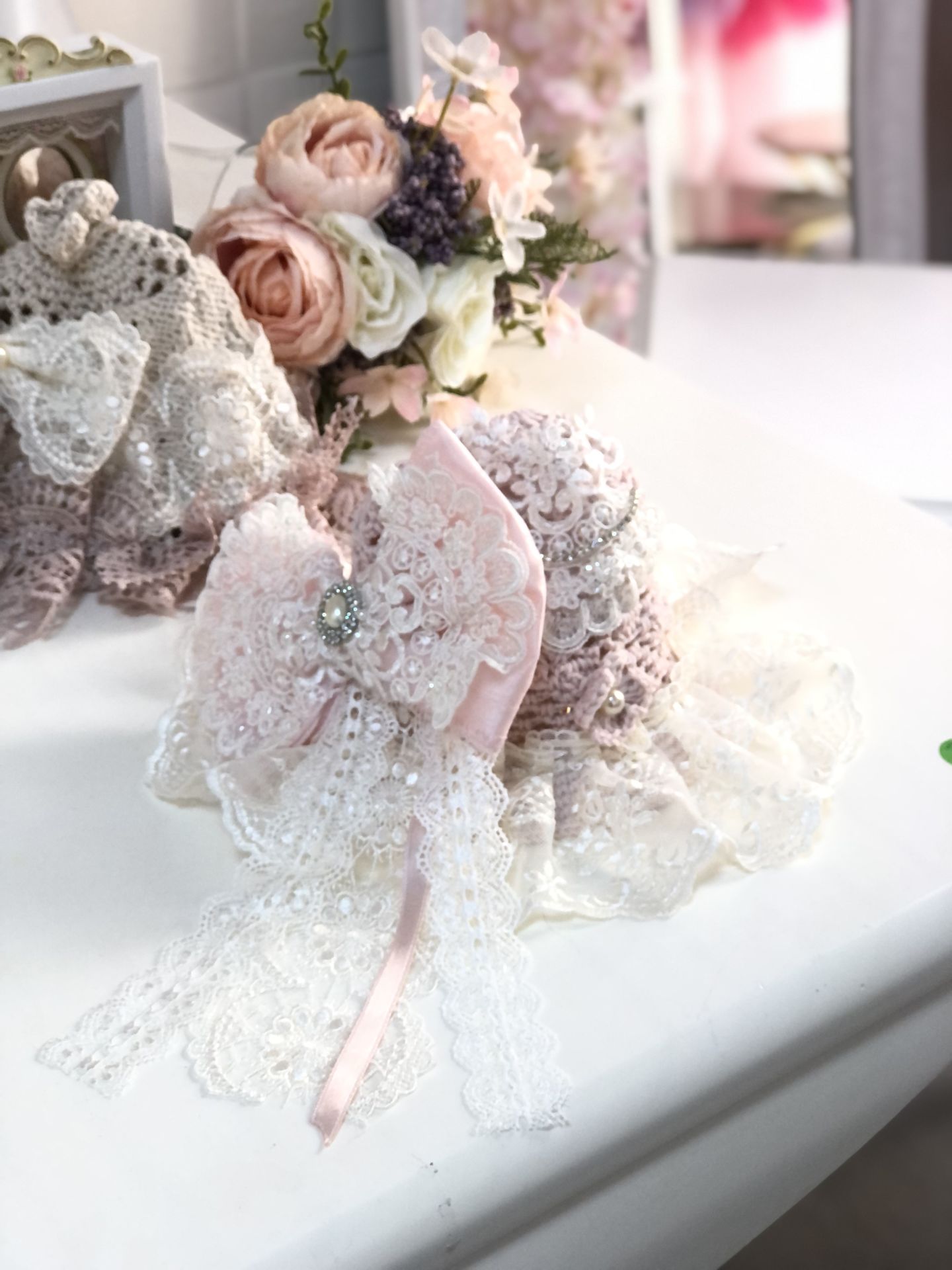 Pink vintage Bonnet