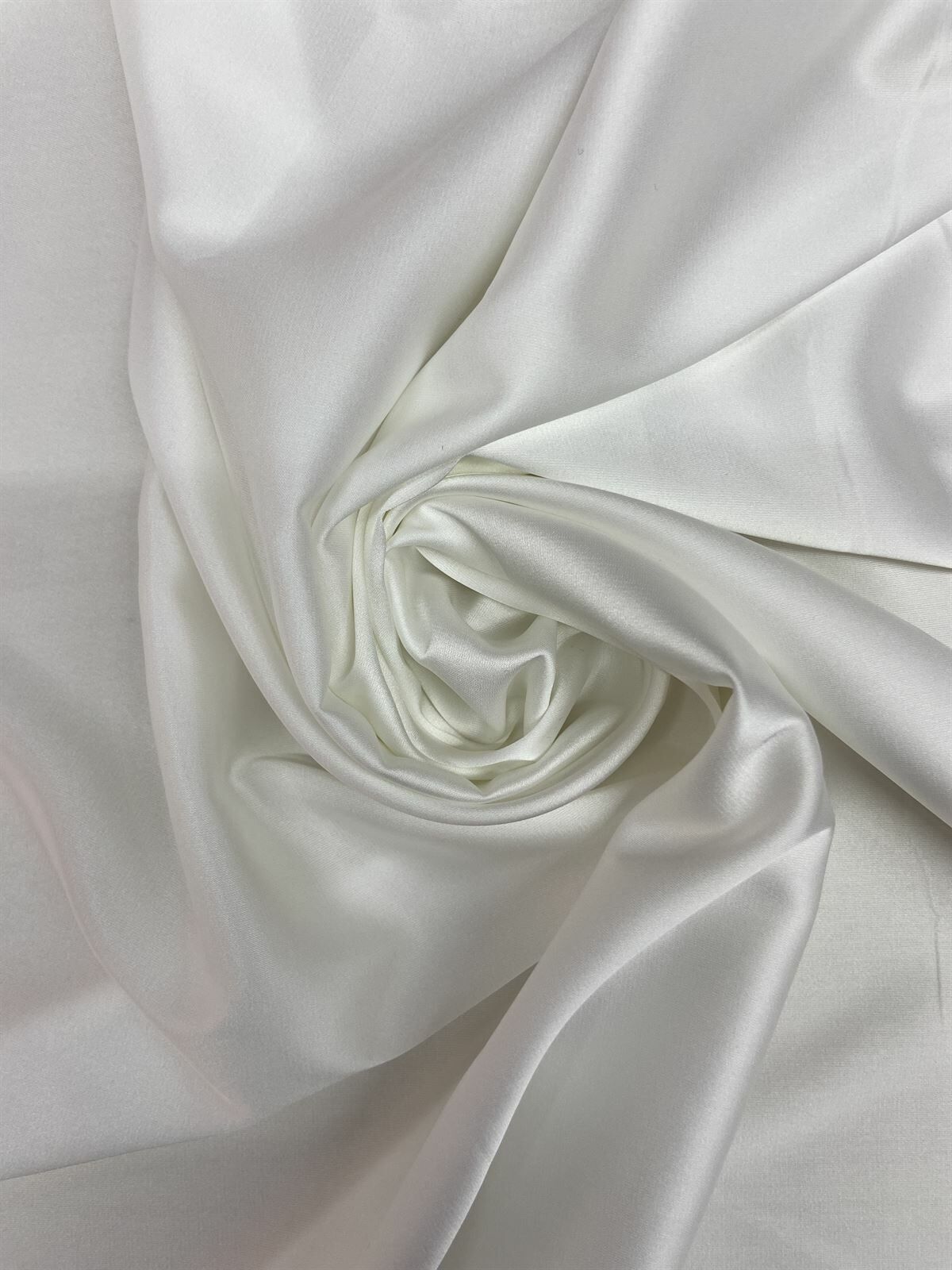 Soft Lycra Saten 1 Metre Kırık Beyaz Kumaş (col-01)