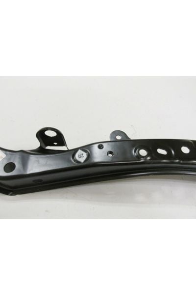 -ParçaAnında Toyota Corolla- Nde180- 13/18; Ön Panel Üst Sağ (TYG) 53107-02030