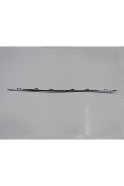 Volkswagen Passat B8 14/18 Arka Tampon Çıtası Orta Nikelajı (Tw)