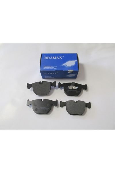 Bmw X5- E53- 00/06 Ön Fren Balatası (kablosuz)(disk) (156,5x73,3x18,3) (bramax) 34112157589